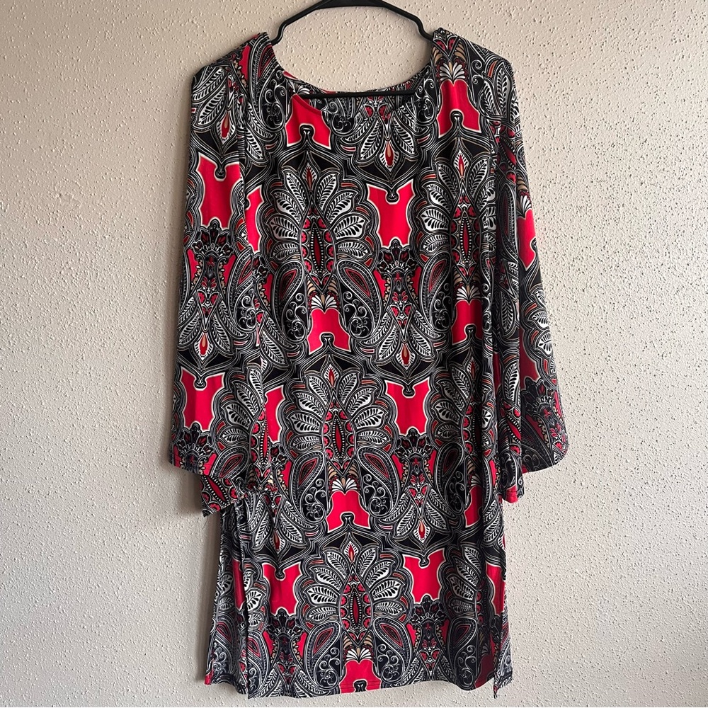 Chic Paisley Long Sleeve Dress